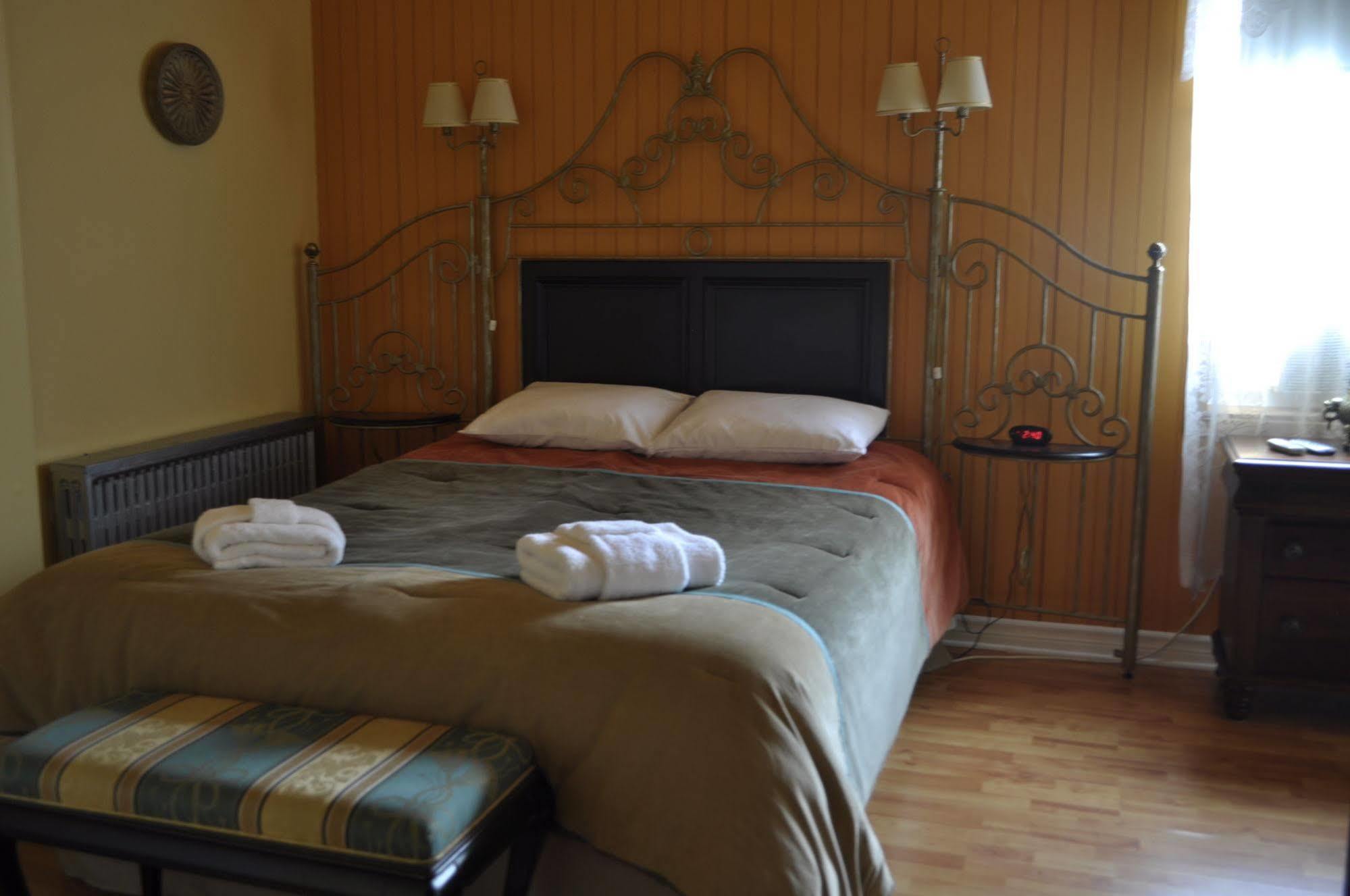 Gite Le Roupillon En Beauce Bed & Breakfast